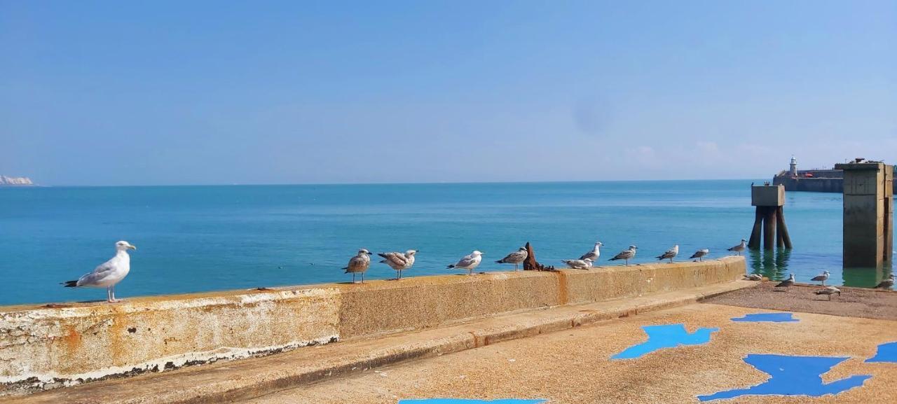 Beautifully Appointed, Period Seaside Apartment Folkestone Exterior photo